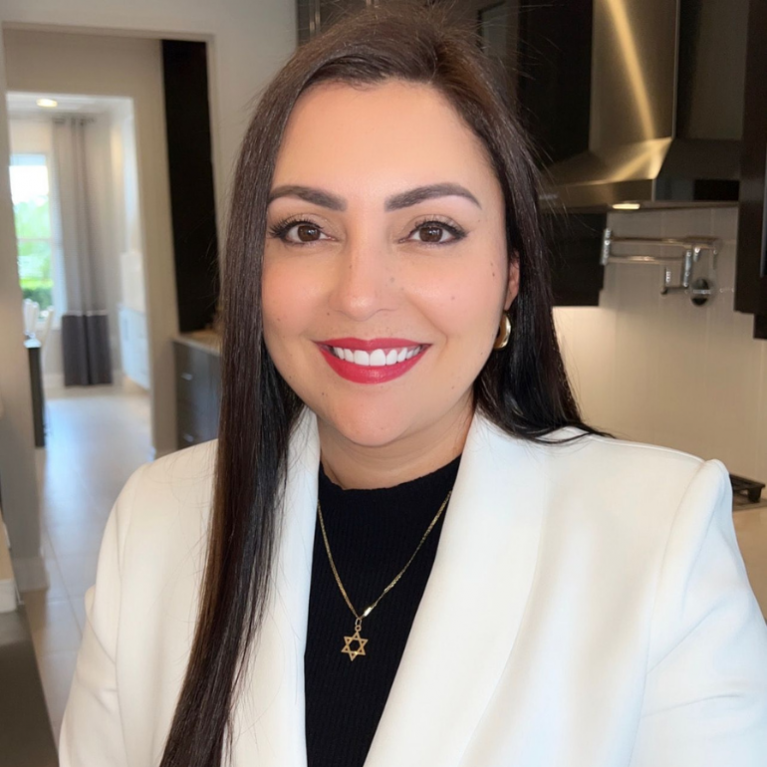 Fadya Contreras - Realtor